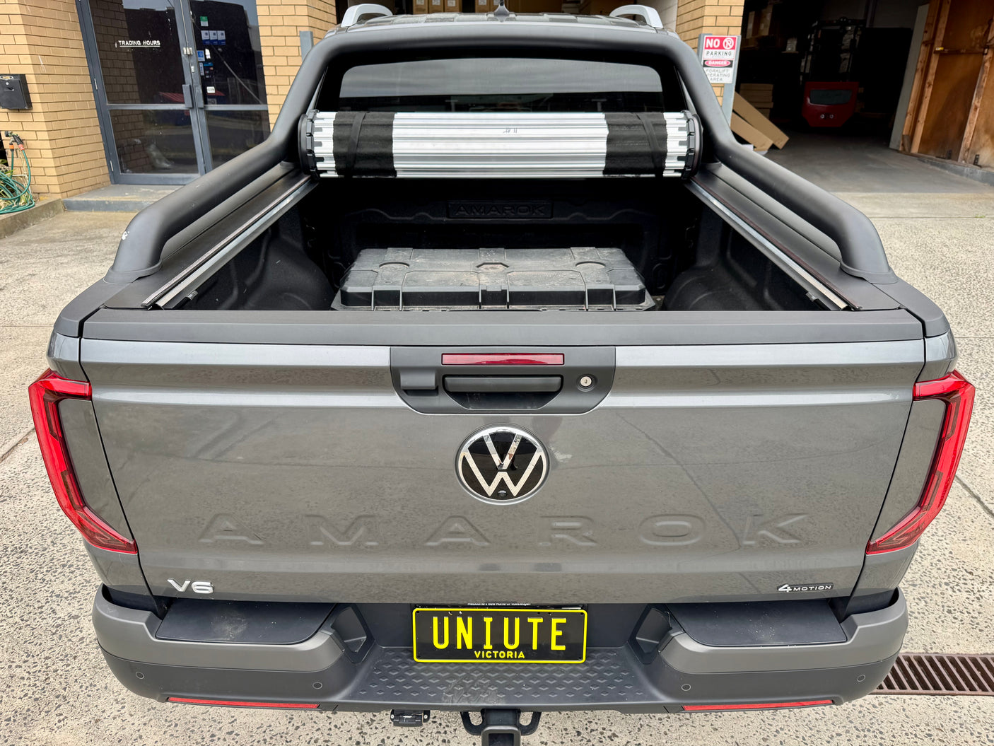 HR REVOLVER Hard Rolling Cover for New Volkswagen Amarok 2023-2026 - UniUte