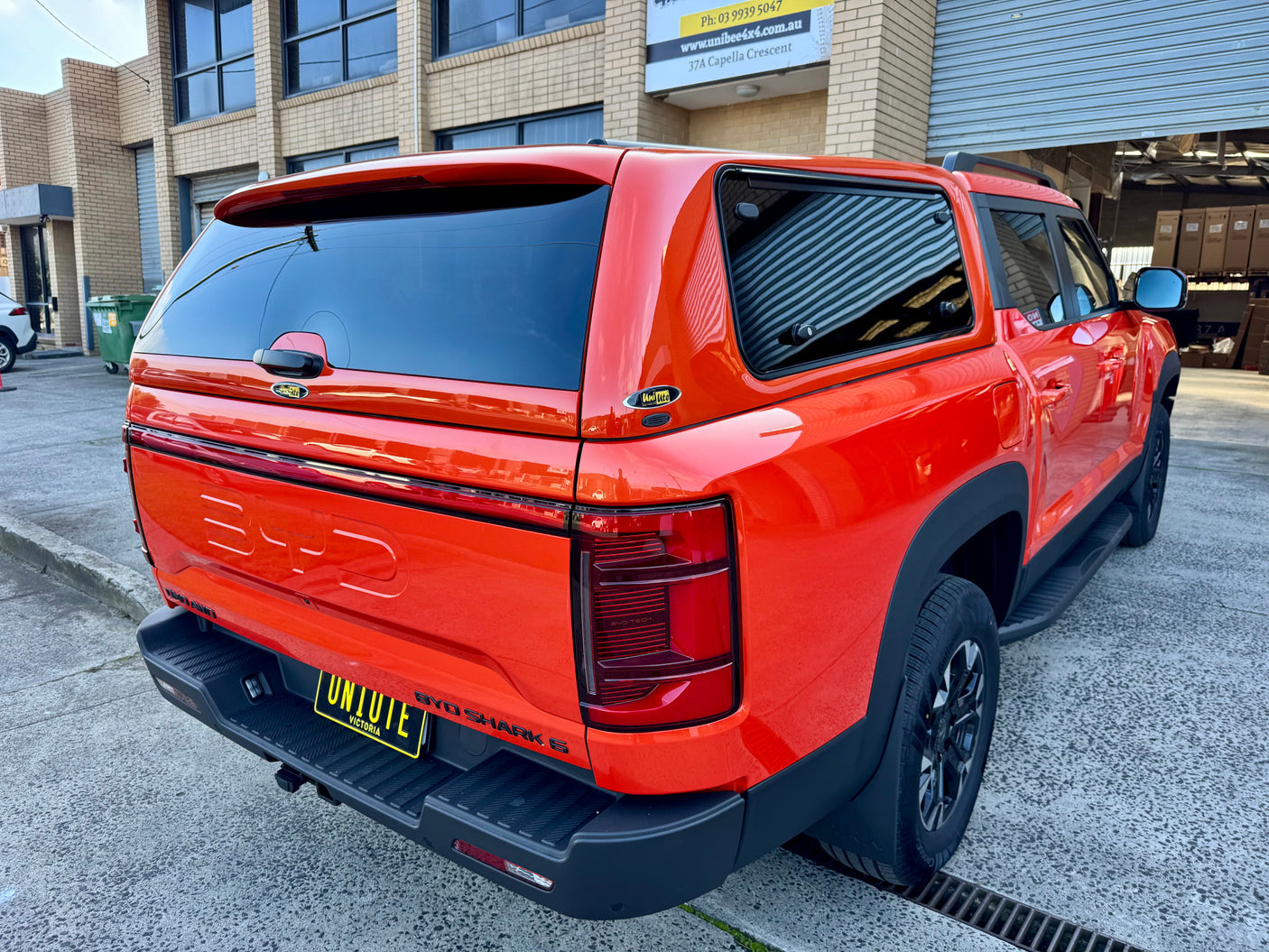 BYD Shark 6 2025+ canopy — side profile showing full canopy length