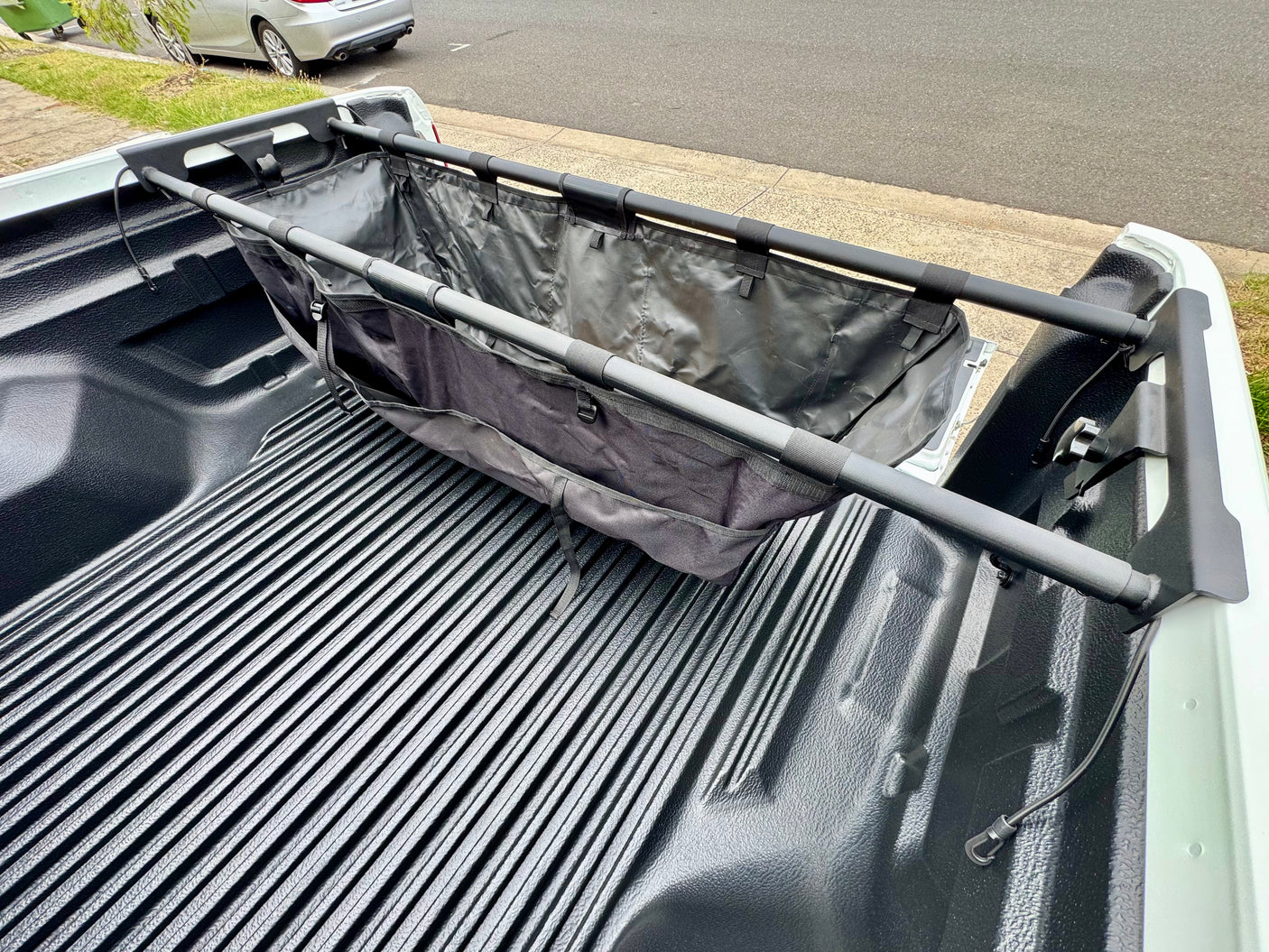 Ute Tub Organiser Hammock — Universal Ute Tray Storage