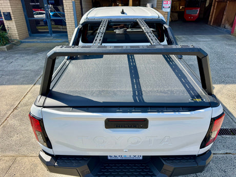 Universal Roll Bar with Multifunction Ladder Rack