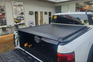 BYD Shark 6 Roller Shutter 2025+ Electric Roller Cover installed on a truck, showcasing the durable and sleek design by UniUte.