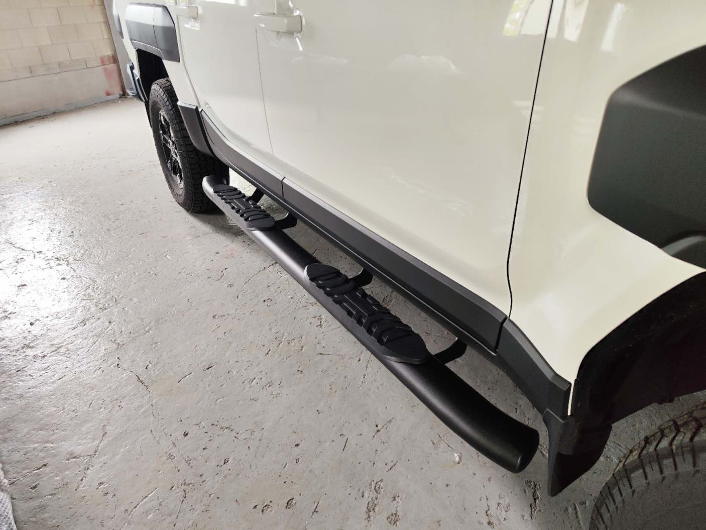 Black Side Bars KIA TASMAN Side Steps 2025+