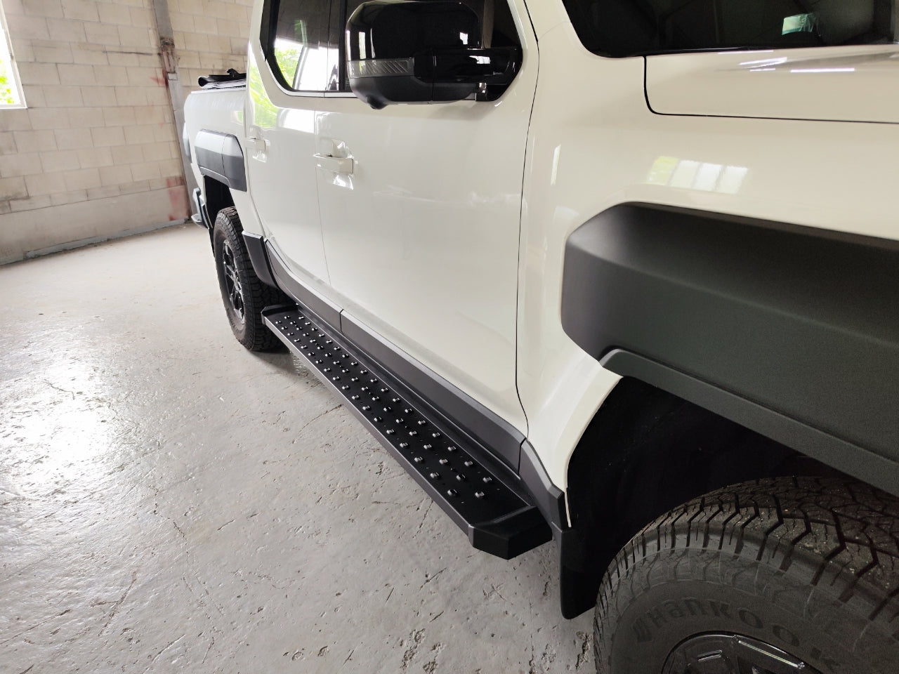Black Side Bars KIA TASMAN Side Steps 2025+