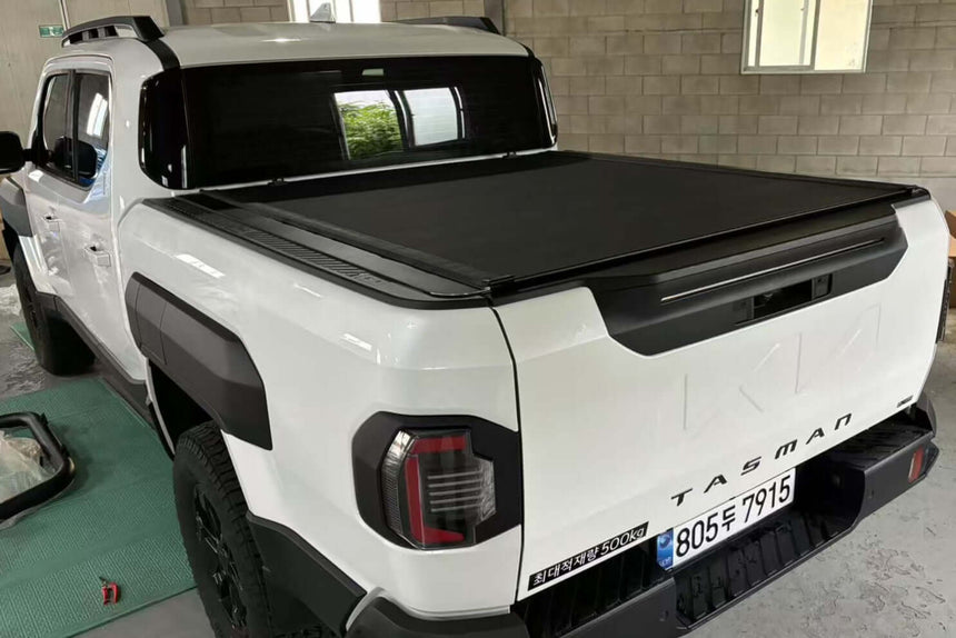 KIA Tasman 2025+ with HR REVOLVER Hard Rolling Cover, showing sleek design and durability – kia tasman hard cover.