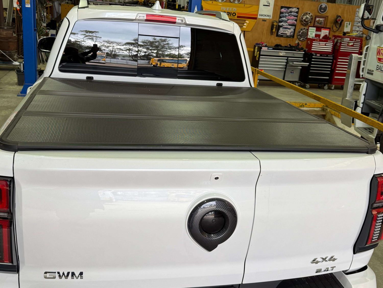 Tri-Fold Hard Lid Cover for GWM CANNON ALPHA 2024+