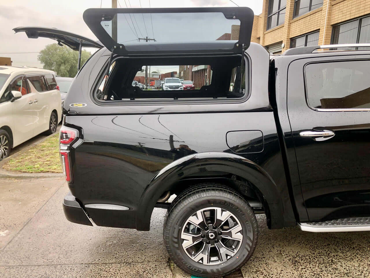 GWM Cannon canopy by UniUte FORCE PRO for Ute 2020-2025, showcasing style and durability.