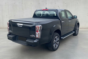 HR REVOLVER hard rolling cover for Isuzu D-Max 2020-2026 — closed | UniUte