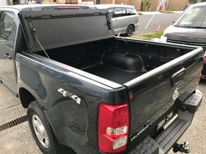 ISUZU D-MAX Quad-Fold Hard Lid Tonneau Cover for Isuzu D-Max 2012-2020 