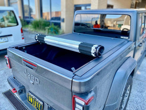 HR REVOLVER hard rolling cover for Jeep Gladiator 2020-2026 — closed | UniUte