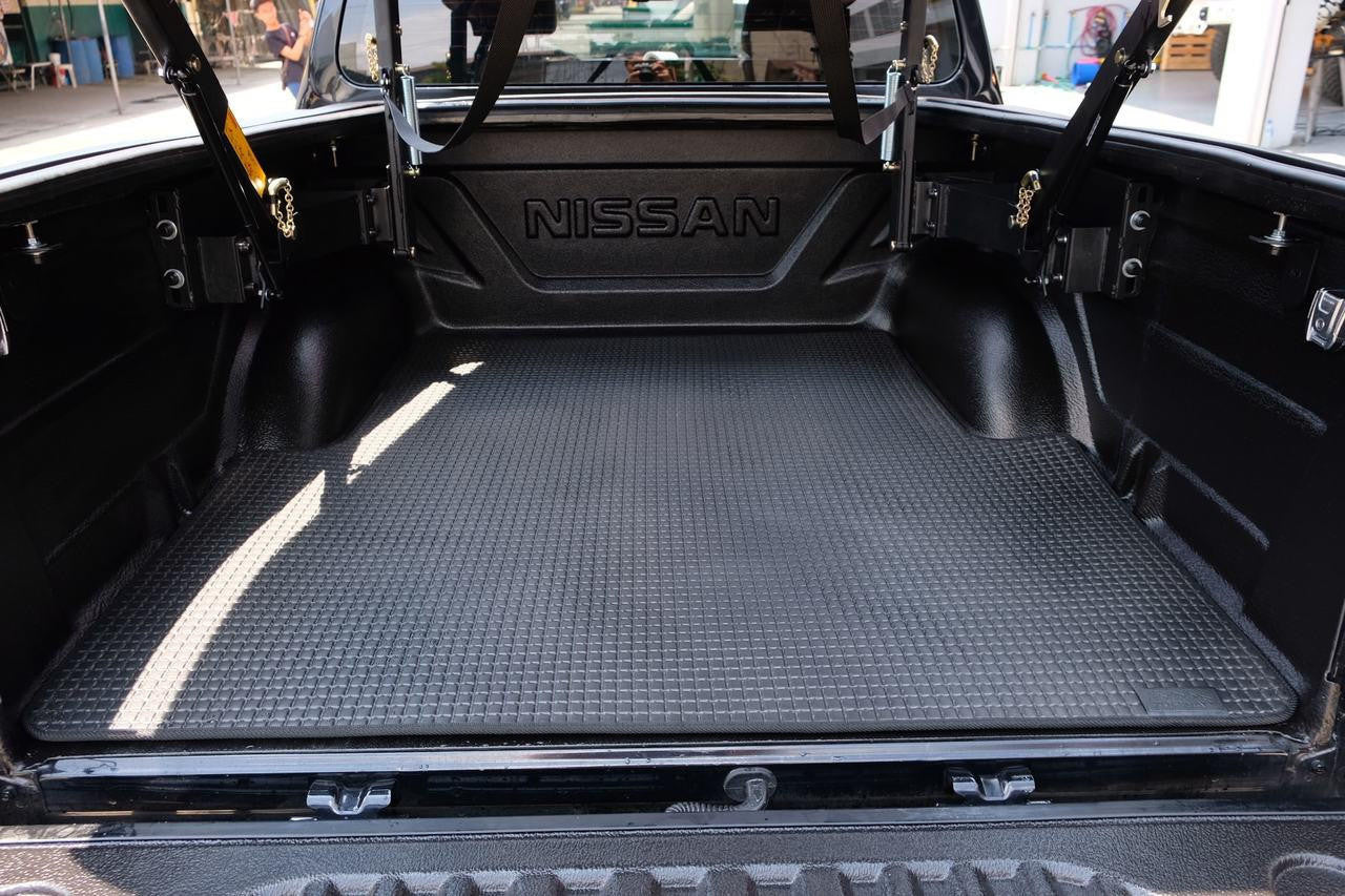 NISSAN NAVARA Tub Mat For Nissan Navara NP300 D23 2015-2023 