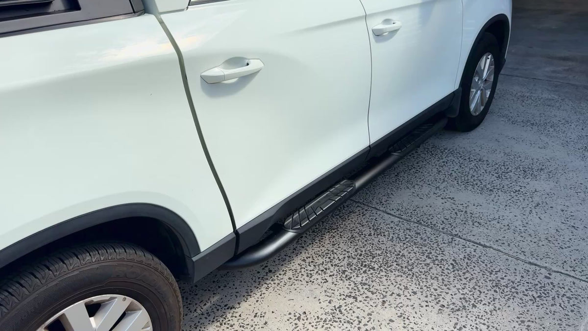 Side Steps for Utes and 4x4s | UniUte