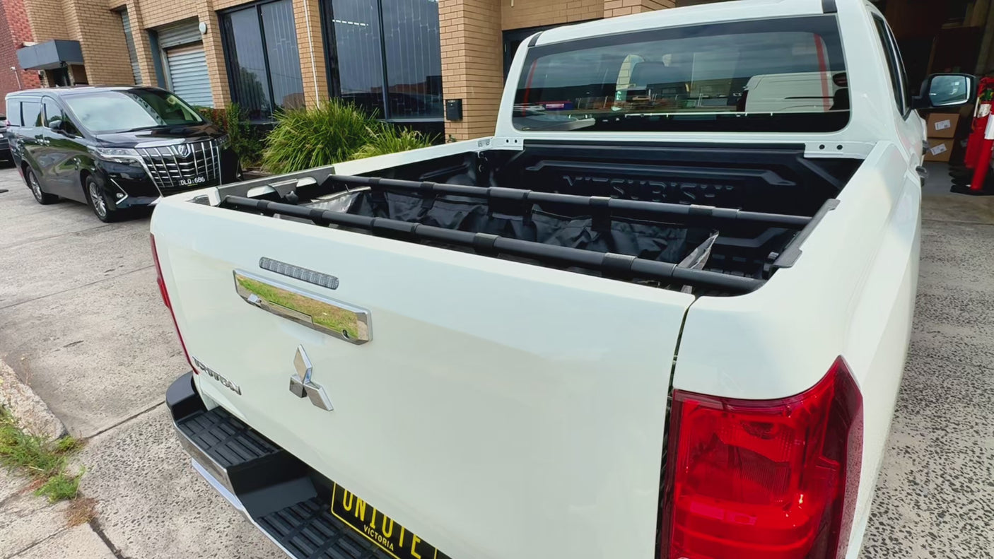 Ute Tub Organiser Hammock — Universal Ute Tray Storage