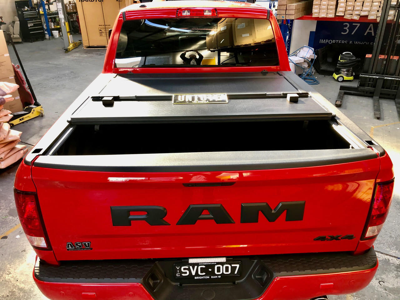 RAM 1500 Quad-Fold Hard Lid Tonneau Cover for Dodge RAM 1500 DS 2009-2023 5,7' BED 