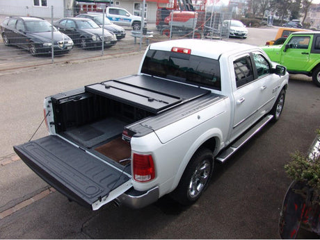 RAM 1500 Tri-Fold Hard Lid Tonneau Cover for Dodge RAM 1500 RAMBOX DS/DT 2009-2023 5,7' BED 