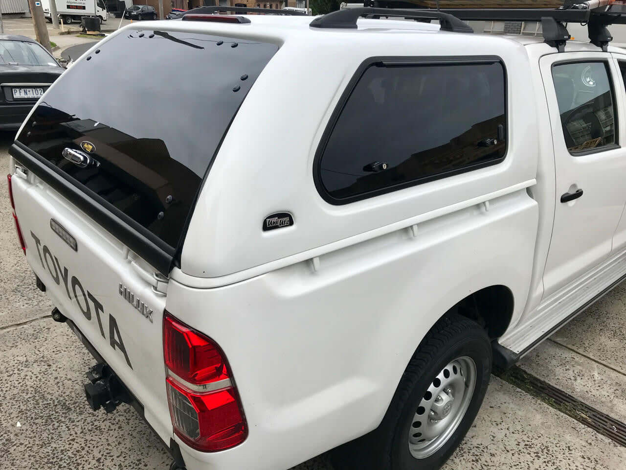 UniUte ELEGANCE canopy for Toyota Hilux SR Workmate 2005-2014 enhancing vehicle style and functionality.