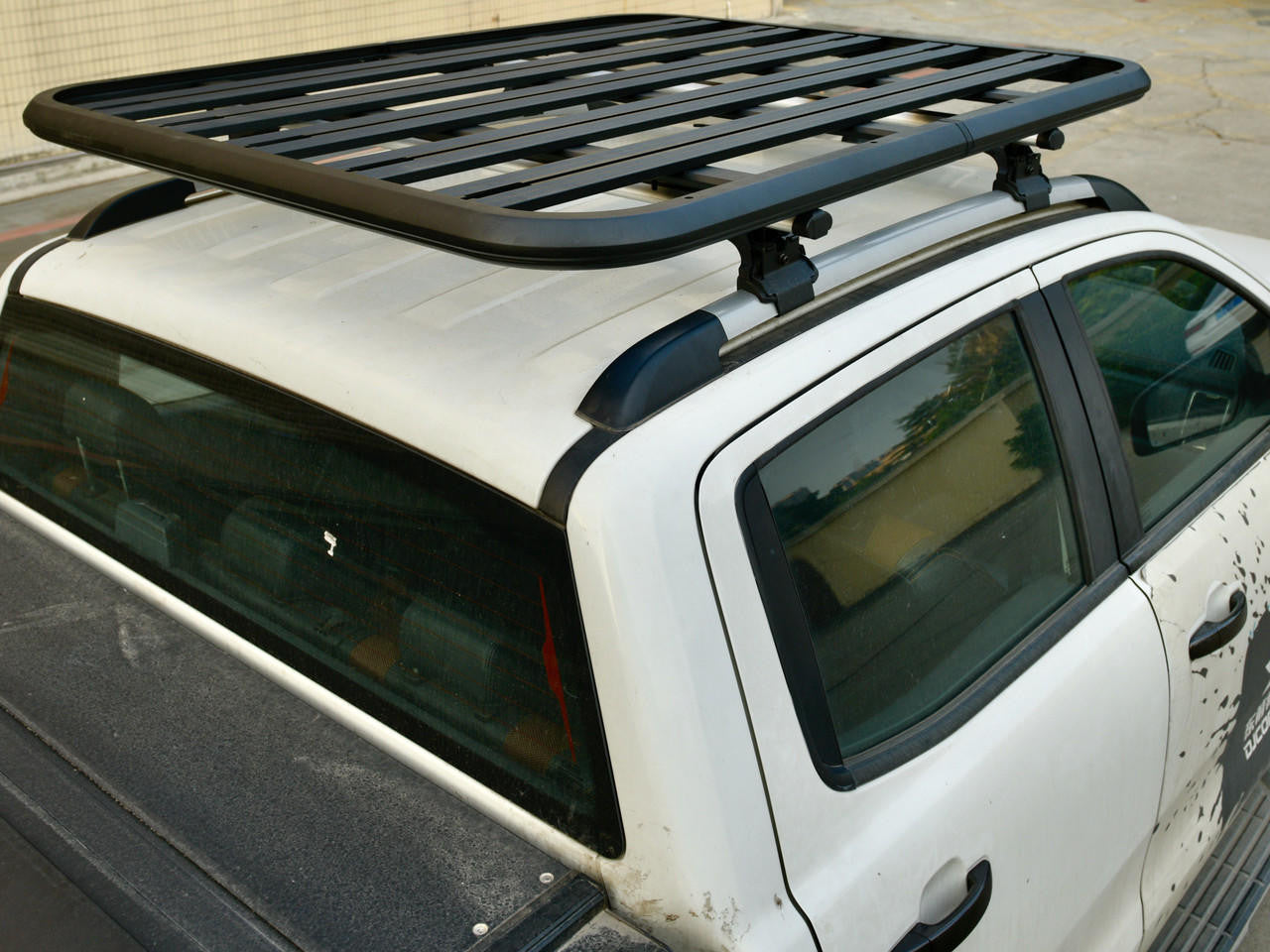  Universal Aluminium Flat Black Roof Rack 1.55m 