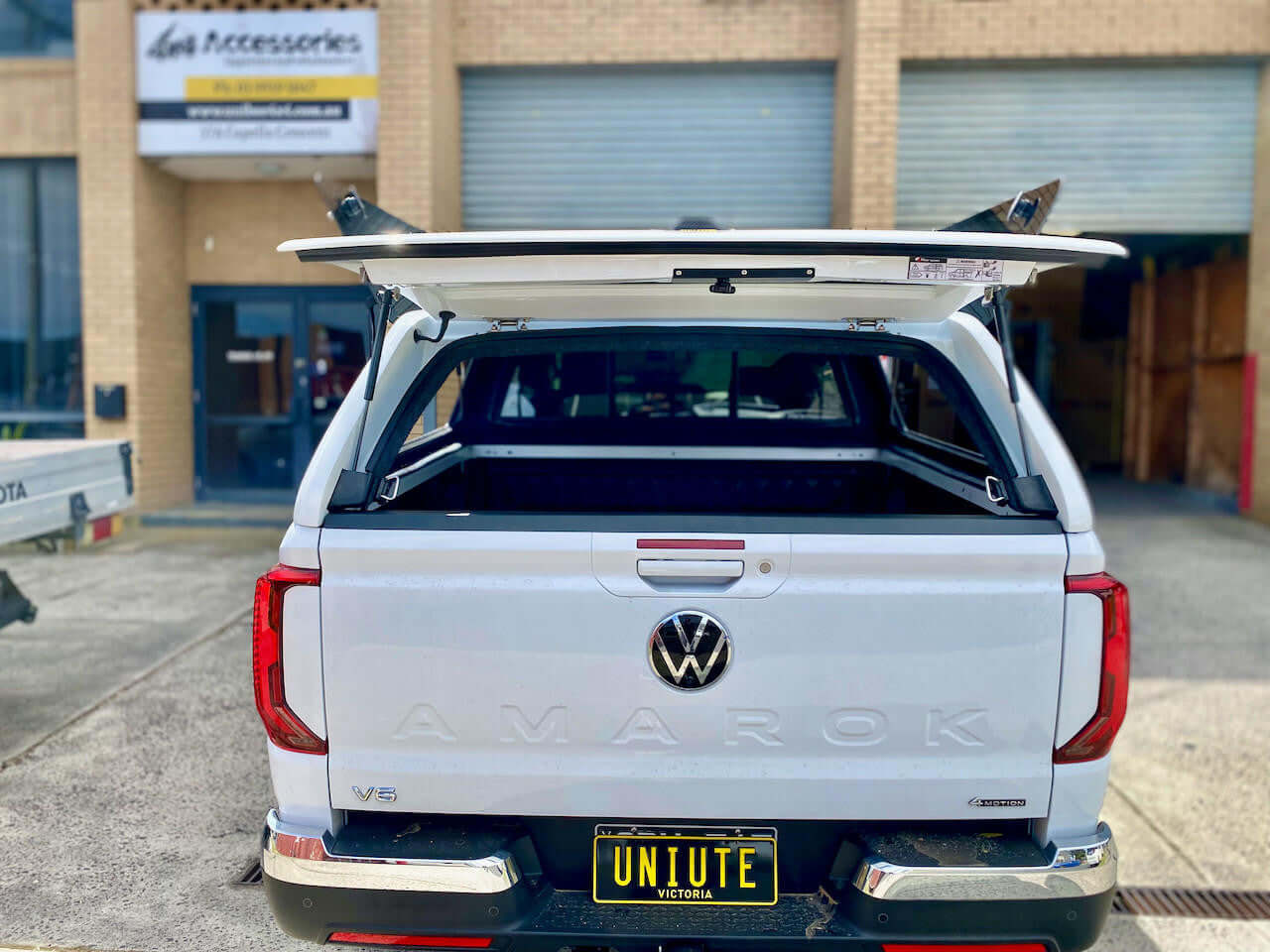 Volkswagen Amarok canopy by UniUte 2023, featuring amarok canopy for enhanced utility and style.